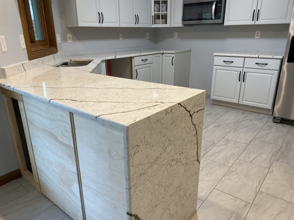 Diamonte Quartz 61 SF