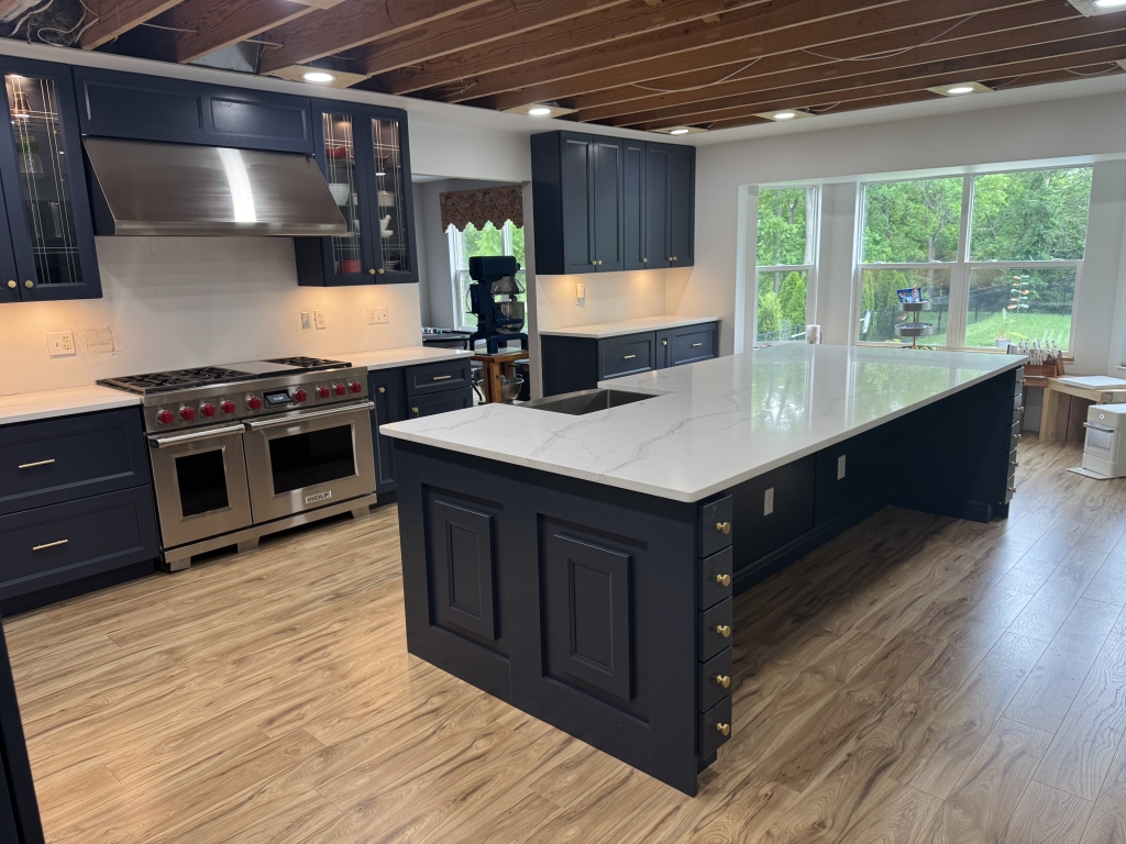 Calacatta Silver Quartz